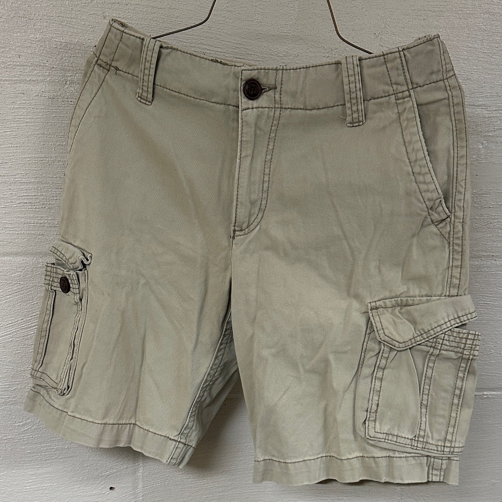 Aeropostale Light Tan Cargo Shorts